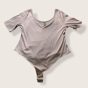 H&M Ribbed Beige Bodysuit